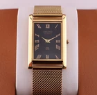 Vintage Seiko Slim Quartz Men's Wrist Watch Black  Dial with Gold Bracelet.