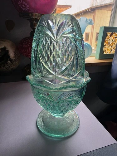 Fenton Seafoam Green Pineapple Fairy Lamp (Glows under uv)