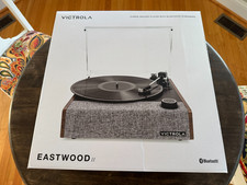 Victrola Eastwood II 3-Speed Bluetooth Record Player Audio-Technica VTA-74-WLN