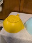 Set of 2 Vintage Tupperware Yellow & Mint Colanders Strainers — photo 7