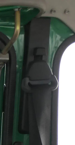 VW T4 Transporter Höhenverstellung für Gurt vorne rechts oder links passend