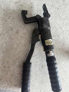 Cembre HT45 Hydraulic Crimping Tool bare