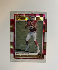 Top Patrick Mahomes Rookie Cards to Collect 39