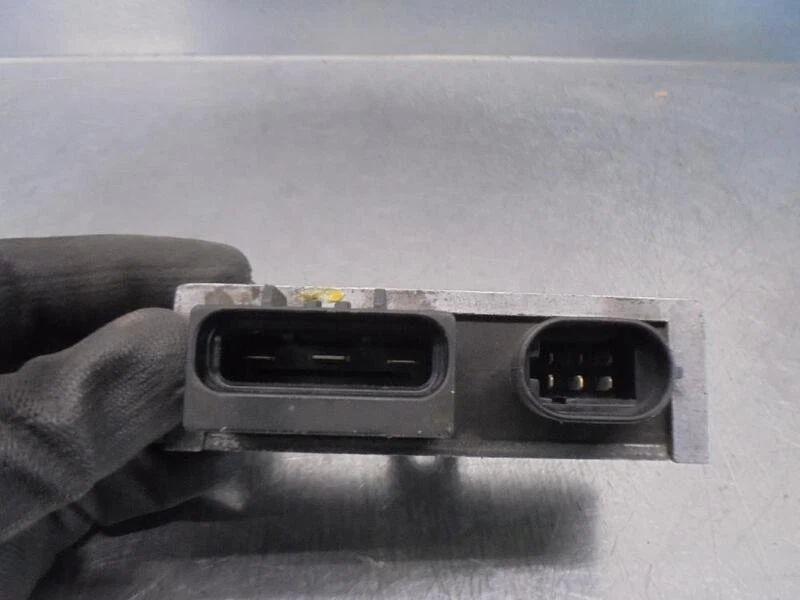 7700111525 boîtier de prechauffage pour RENAULT MEGANE I CLASSIC (LA0) 4809313 - Photo 3/4