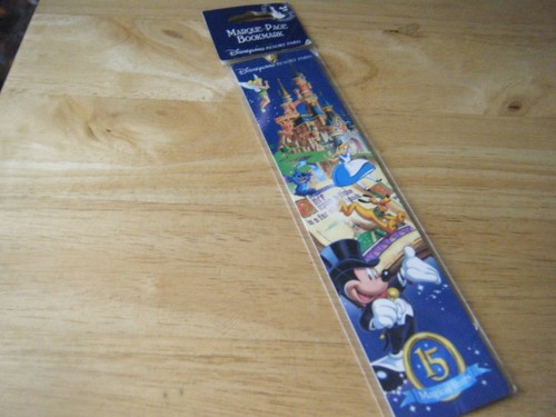 Disneyland Resort Paris '15 Magical Years' Bookmark, new, 15th Anniversary 2007