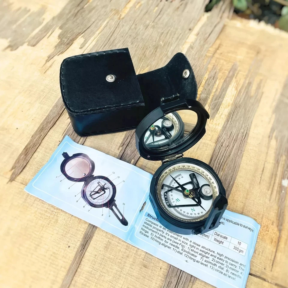 Brújula Brunton Pocket Vintage con estuche de cuero Foto 4 de 4