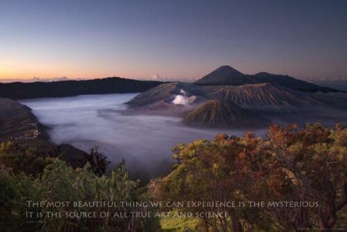 Vulkan Landschaft Poster The Most Beautiful Thing... 91,5 x 61 cm - Bild 1 von 1