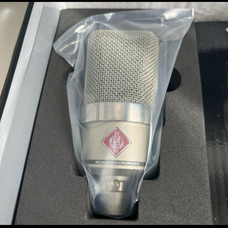 Neumann TLM 102 studio set Diaphragm Cardioid Condenser Microphone Brand New - Image 2 of 4