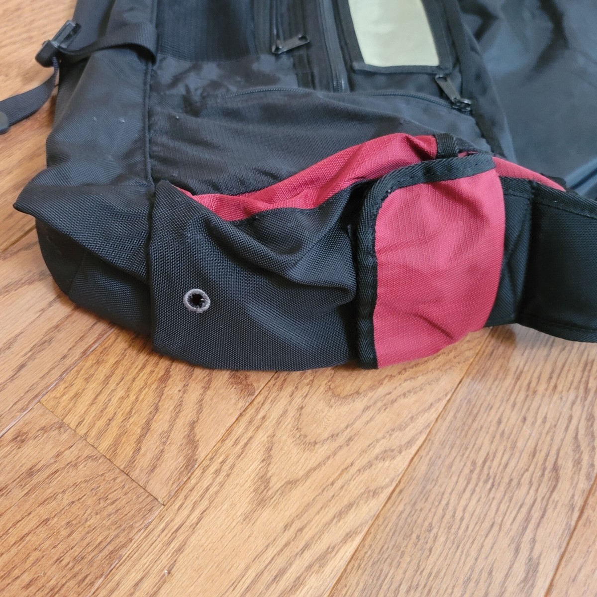 LL Bean Burgundy Nylon  Messenger Book Bag LL Bean Burgundy Nylon Messenger Book Bag | eBay main image 2
