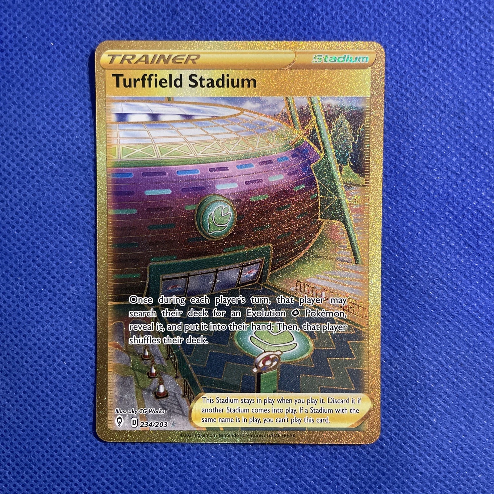 Pokemon Turffield Stadium 234/203 Evolving Skies Gold Secret Rare Card - NM