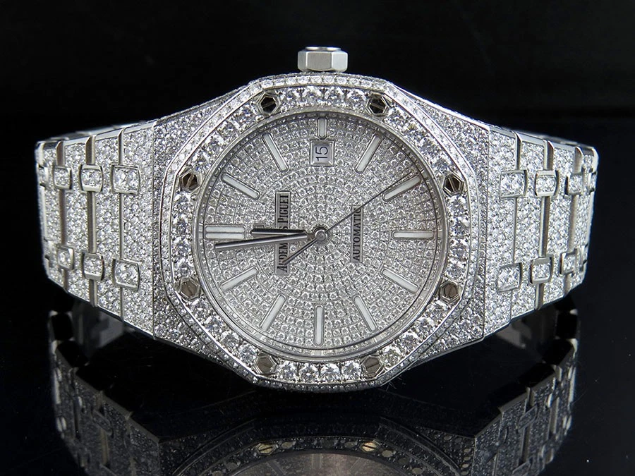 Audemars Piguet — Mens 41 MM Audemars Piguet Royal Oak Stainless Steel with 18.5 Ct of VS Diamond