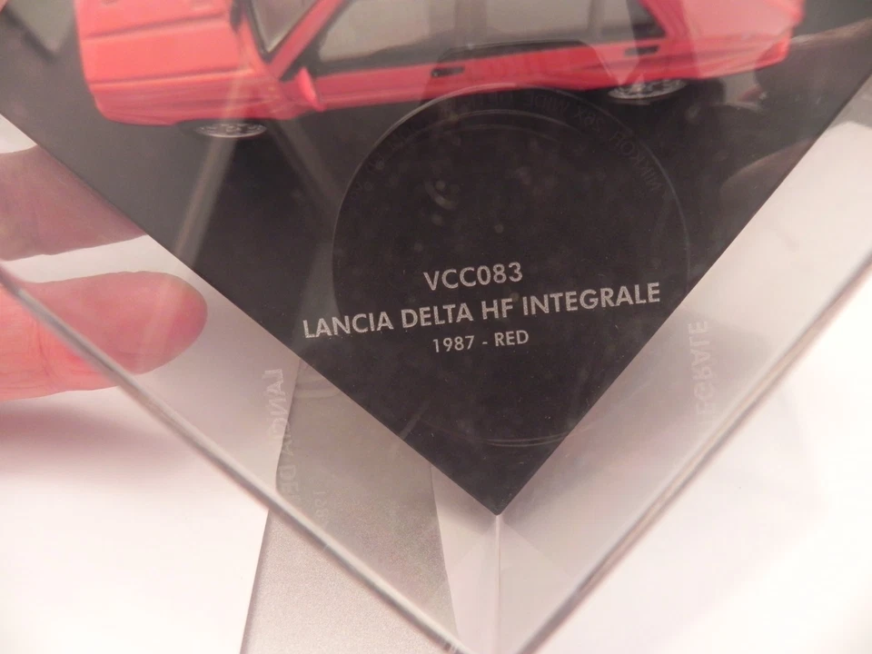 VITESSE France (Original) - LANCIA DELTA HF Intégrale 1987 en boîte  Réf. VCC083 - Photo 3/4