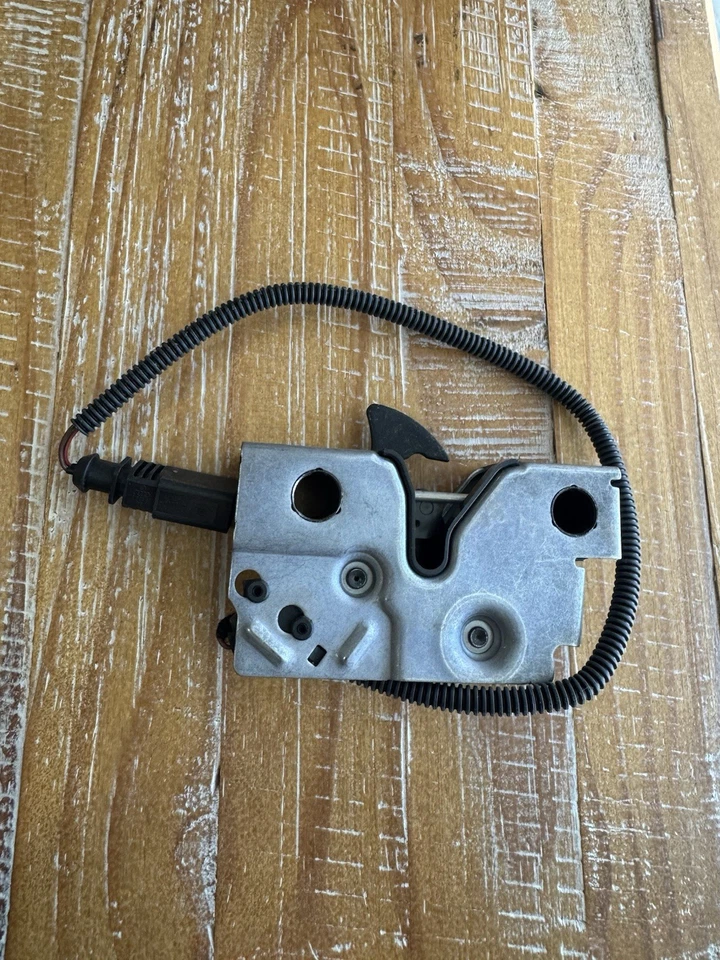 Cerradura e interruptor originales Volkswagen 5G1-823-509-D Foto 2 de 4