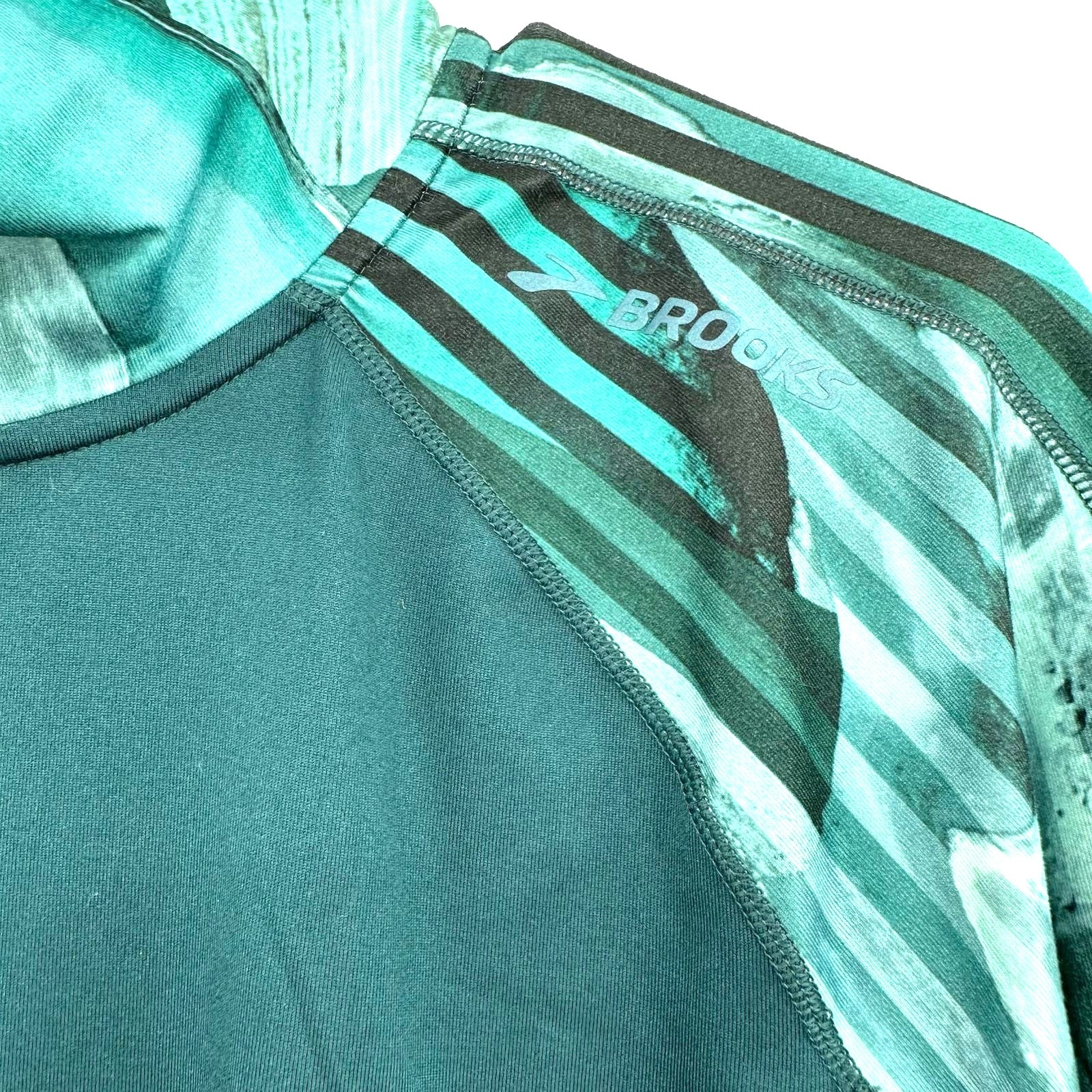 Brooks size medium quarter zip pullover sweatshir… - image 3