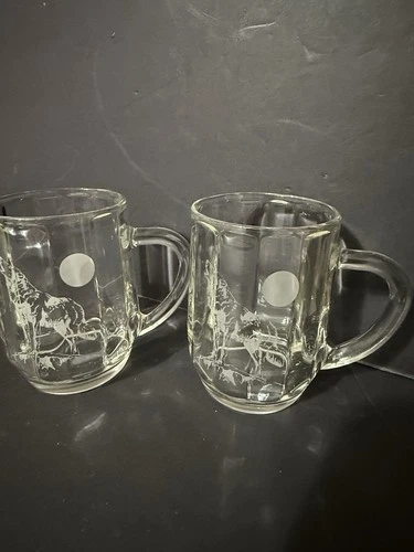 Vintage 2 glass mugs Etched wolf National Wildlife Federation 10 Oz. 1990's
