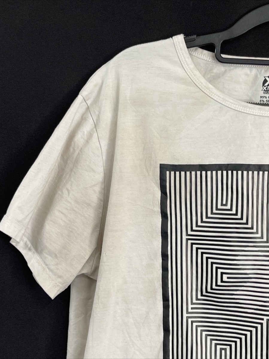 ILLIT クロップtシャツ magnetic  白　mサイズ ILLIT クロップtシャツ magnetic 白 mサイズ - メルカリ