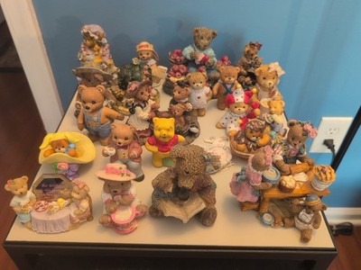 Awesome FUN lot of 22 asst Bears  Figurines Mint Condition 