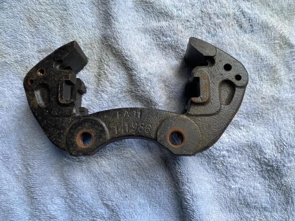 RENAULT -5, 12, PINZA FRENO DELANTERO BENDIX LECAR, SOPORTE N.O.S #7701009037. Foto 2 de 2