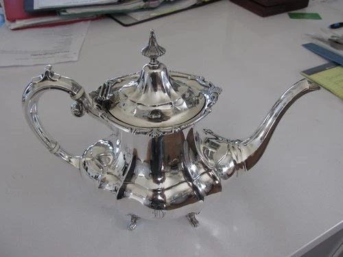 Reed & Barton Solid Sterling Silver Sugar Teapot "Hampton Court" Model 660