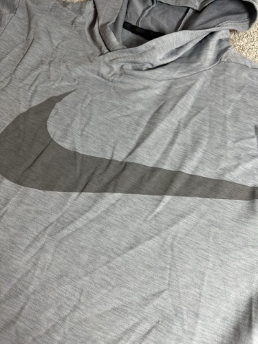 Nike Therma Pullover Training Dri-Fit With Hood Grey Boys Size XL - Picture 2 of 7