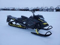 Financing Available!! 2017 Ski-Doo Summit X Manual Starter Powde