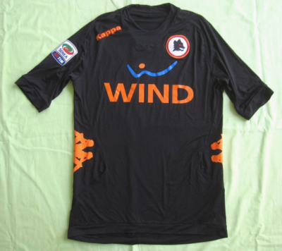 Football teams shirt and kits fan: AS Roma 2010-11 team kits