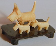 VINT CELLULOID WESTIE SCOTTIE MOM 2 BABY DOGS ON BASE FIGURINE MINIATURES