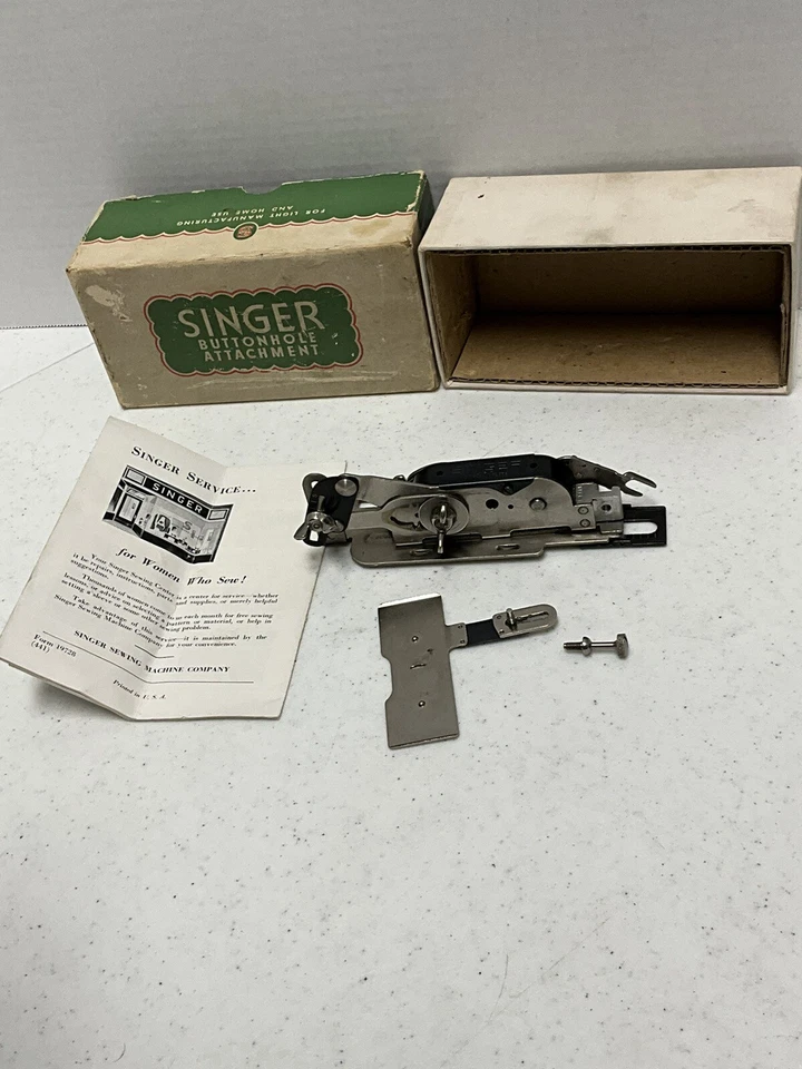 Vintage Singer Buttonholer Attachment No 121795 W/Screw and Manual - Image 4 of 4