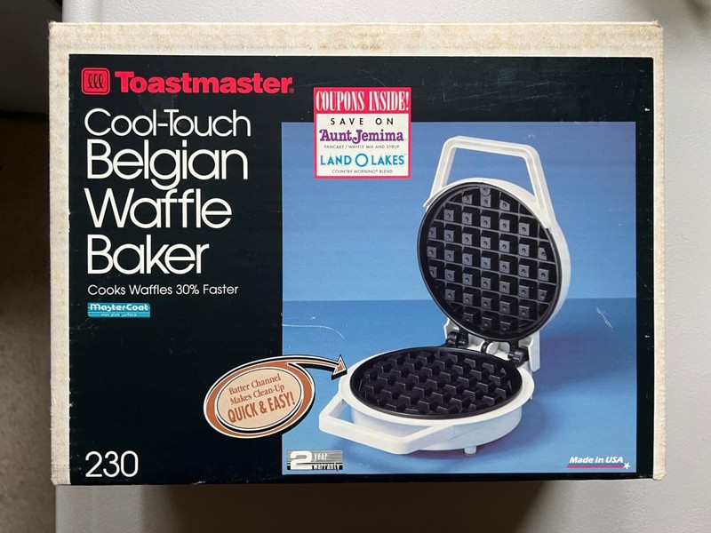 VINTAGE TOASTMASTER BELGIAN WAFFLE MAKER