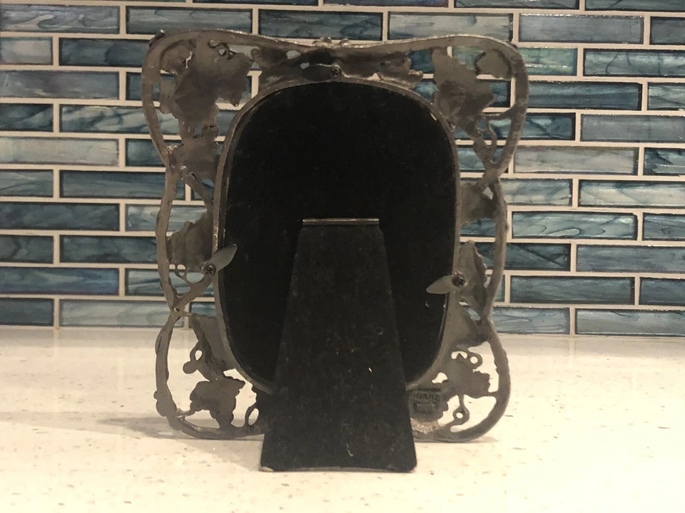 "Marco de fotos/foto Ganz de peltre/metal plateado uvas en enredaderas 6"" X 5,25""" Foto 4 de 4