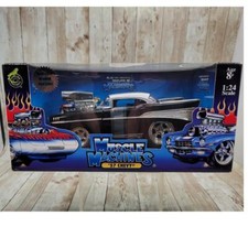 Muscle Machines 1957 Chevy Bel Air 2003 1:24 Scale Diecast Black White