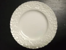 Ralph Lauren Claire Wedgwood Bread and Butter Plates (2) Never Used 6 1/4"