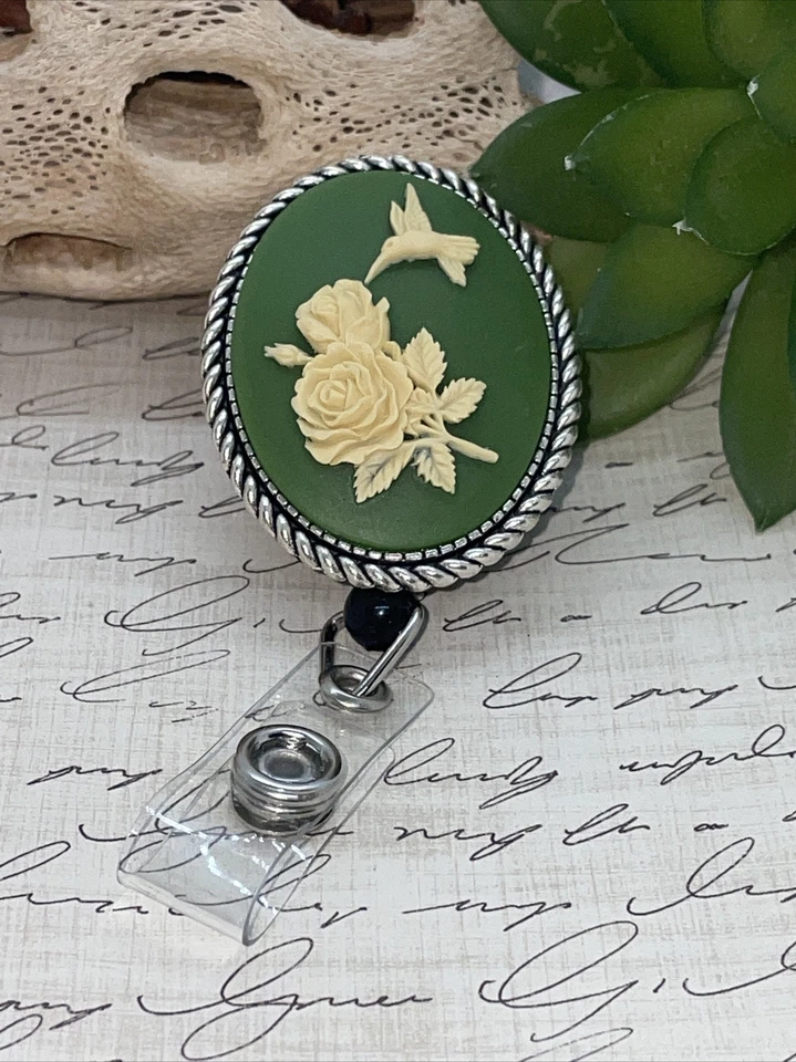 Portatarjetas de identificación carrete retráctil verde colibrí IRISH DÍA DE PATRICKS Foto 4 de 4