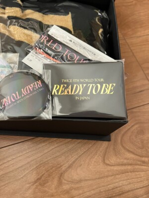 TWICE READY TO BE IN JAPAN Upgrade Benefit box set mina sana momo