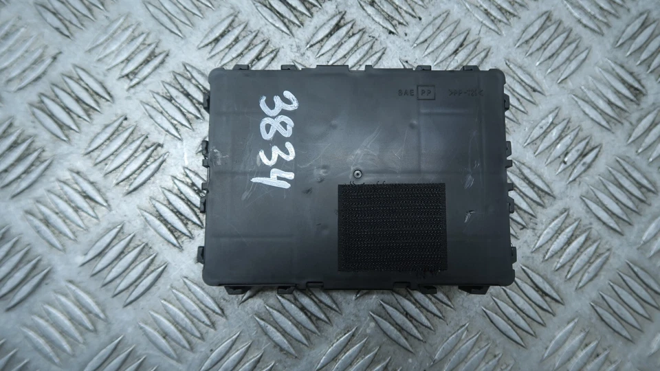 2018 NISSAN NV200 TEKNA DCI 1.5 DIESEL MK1 BCM BODY CONTROL MODULE REF3834 - Image 3 of 3