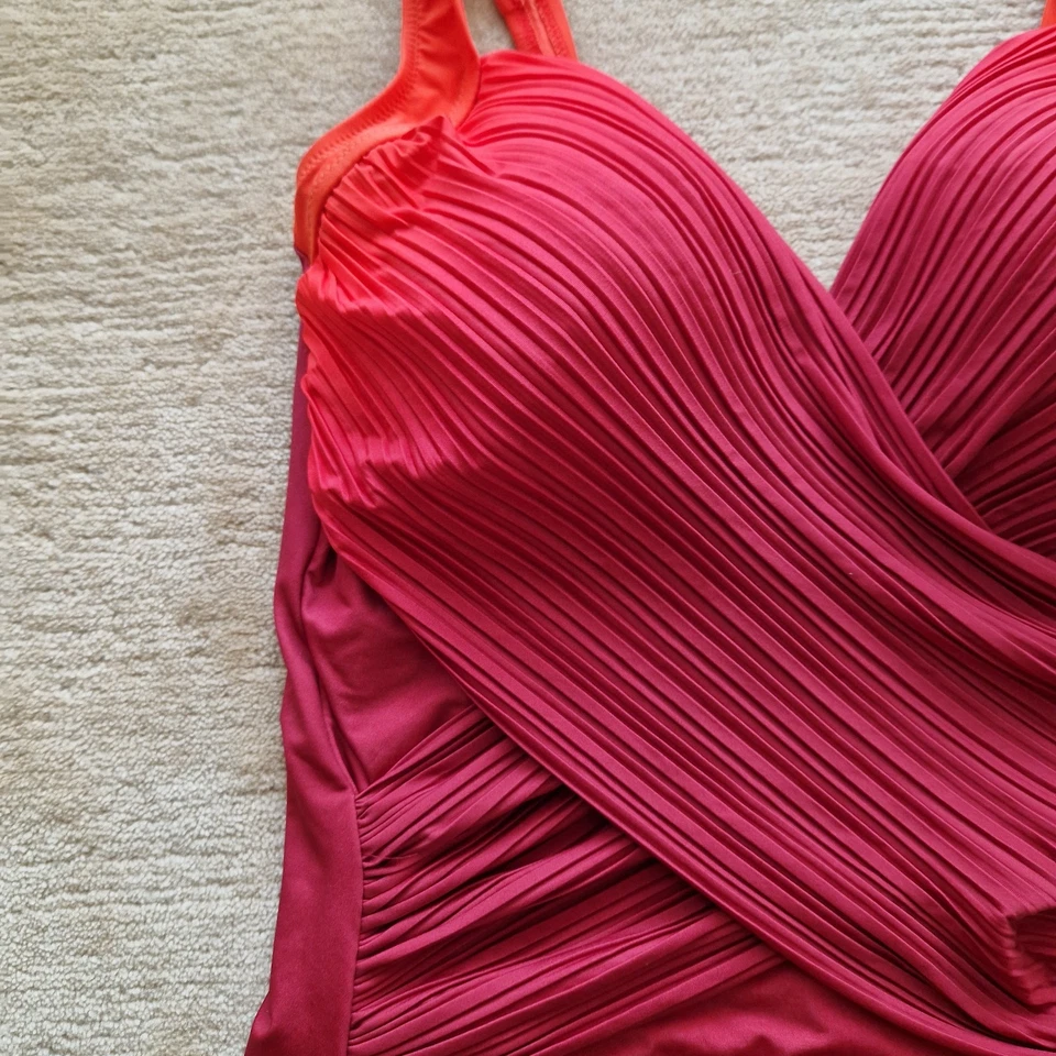 NEU! Class International Damen Push-Up-Bauch-Weg Badeanzug Wickel Optik 42E Pink