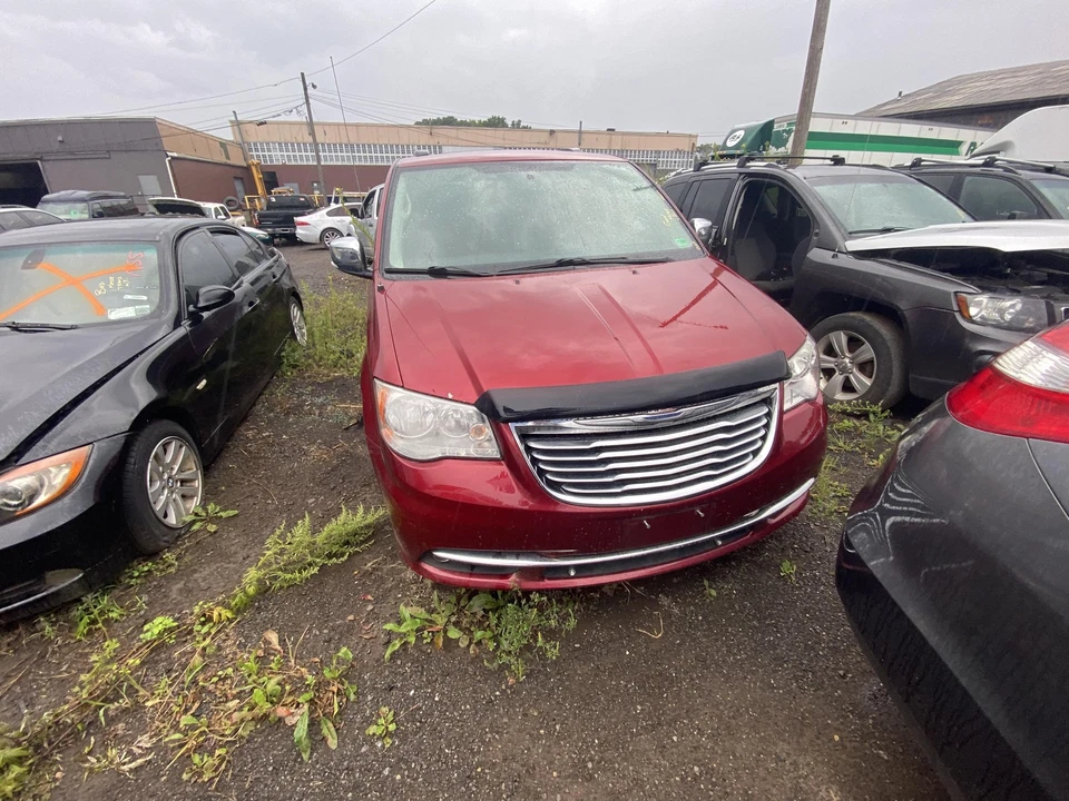 Used Deck Lid fits: 2016 Chrysler Town & country tinted glass w/rear view camera Foto 2 de 4