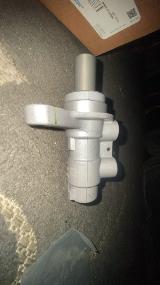 Cilindro maestro de freno Foto 4 de 4