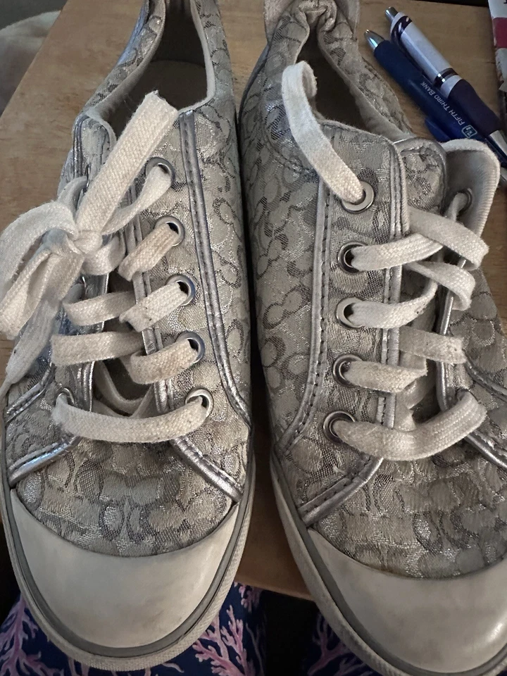 Zapatillas Coach plateadas lurex usadas talla 8 Foto 3 de 4