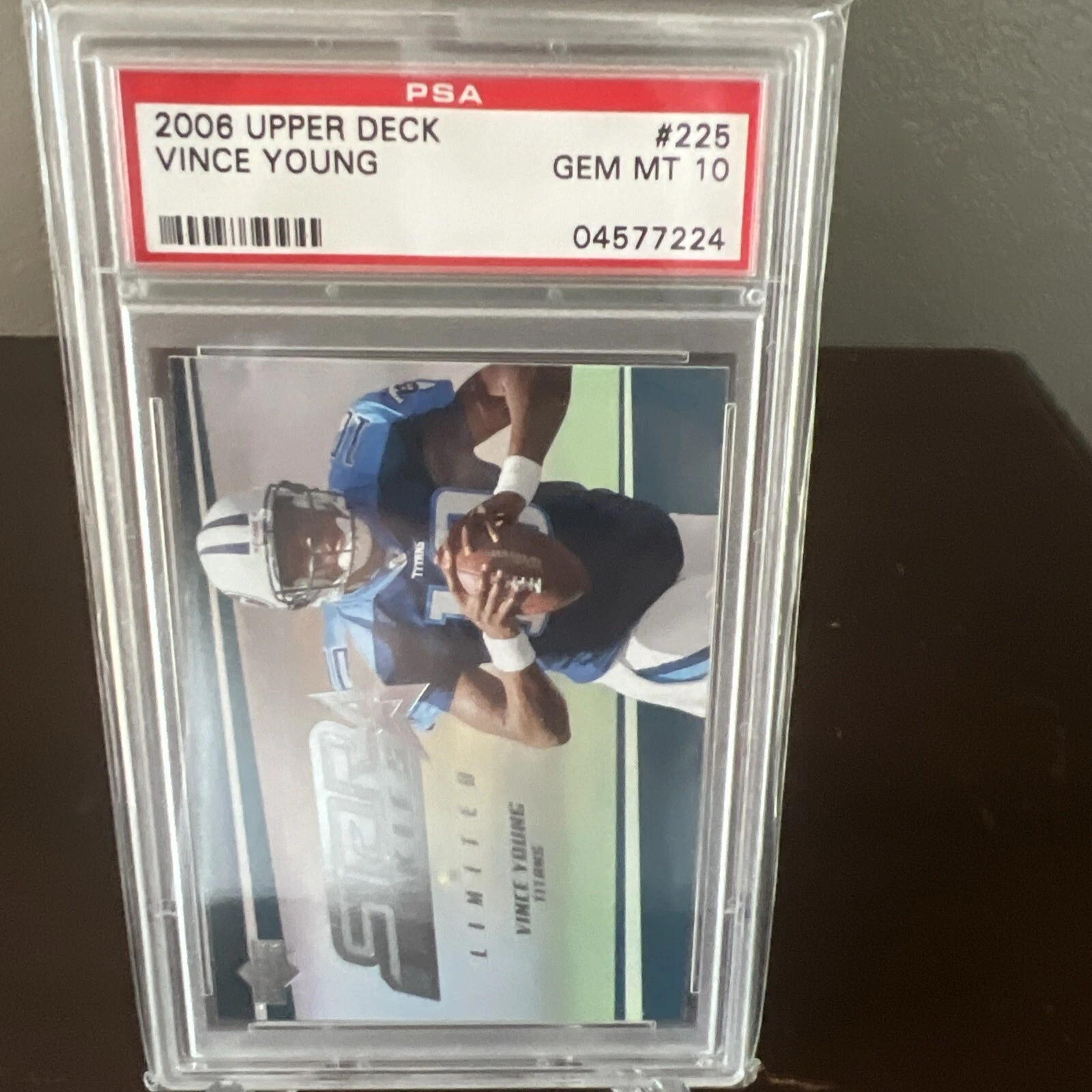 Vince Young Upper Deck #225 Base