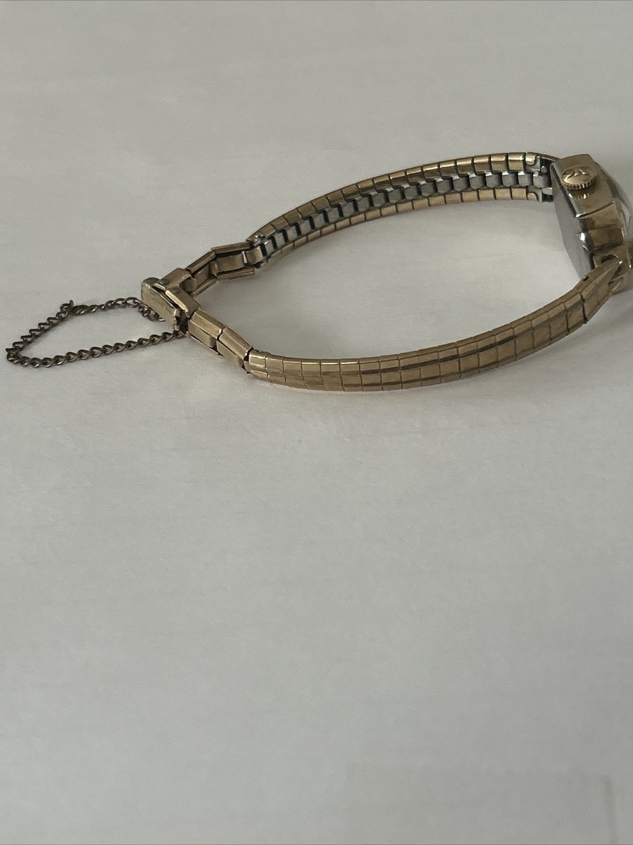 WITTNAUER WOMENS WRIST WATCH STAINLESS STEEL 10K OF BEZEL