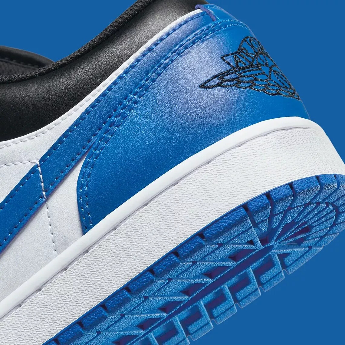 Nike Air Jordan 1 Low (GS) Royal Toe Black White 553560-140 Nike Air Jordan 1 Low (GS) Royal Toe Black White 553560-140