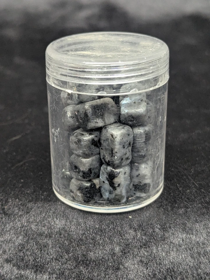 Irregular Labradorite Stone Rectangle Beads (Lot Of 25 Gemstone Beads) ≈1.5cm - Image 4 of 4