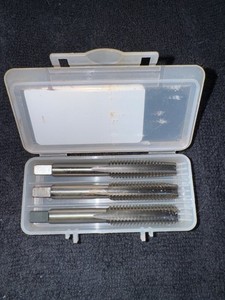 VERMONT TAP & DIE SET 342605