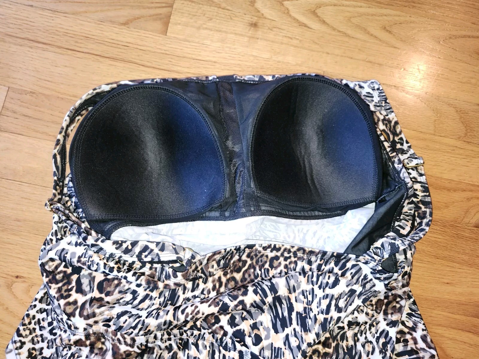 Picture 4 of 6