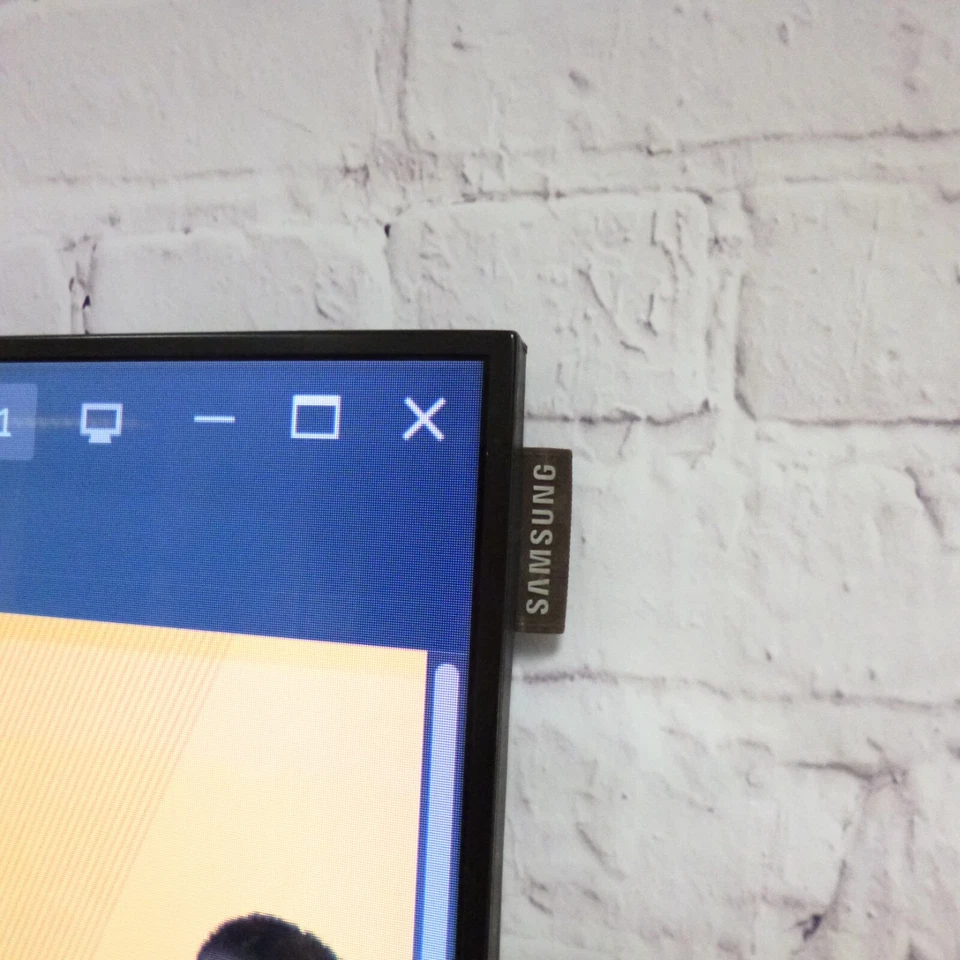 Samsung UE46D 46" Monitor Full HD Digital Signage Flat Panel - 4ms - RRP £1200 - Image 3 of 4