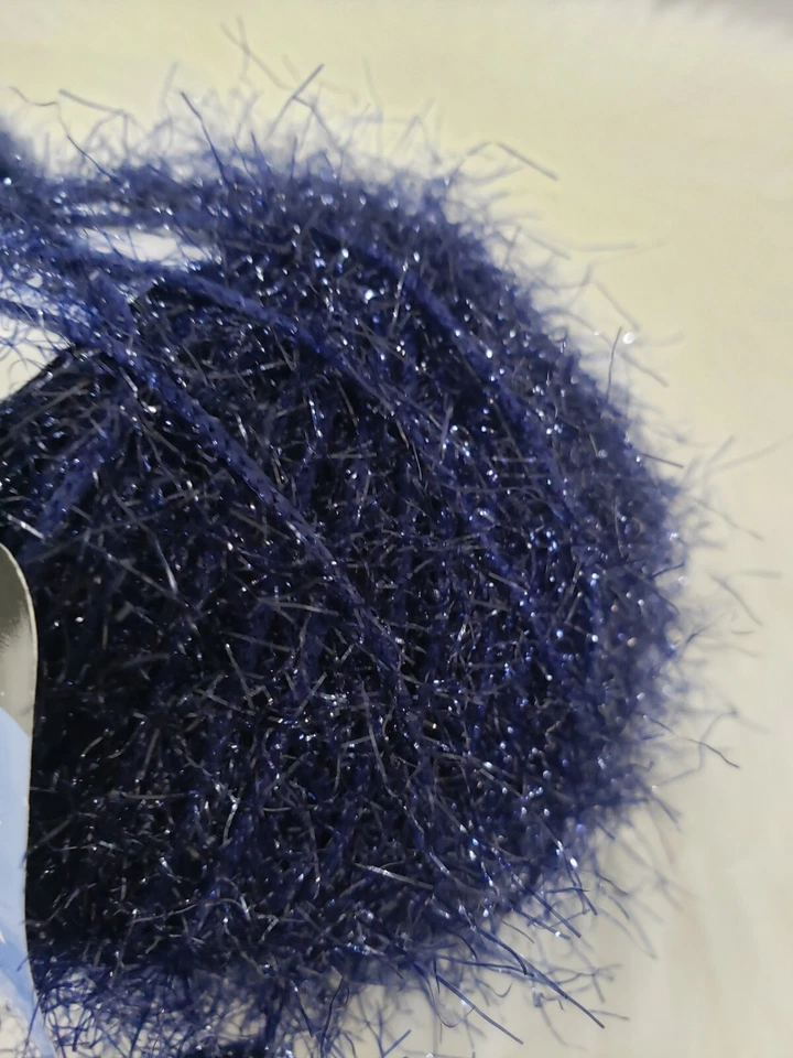 2 pestañas brillantes Berroco CRYSTAL FX #4706 CARBONO azul marino descontinuadas de colección Foto 2 de 4