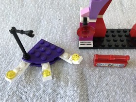 LEGO FRIENDS: Andrea's Stage (3932) Complete, no instructions