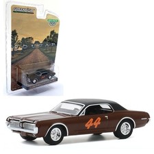 GREENLIGHT 30183 1967 Mercury Cougar Race Car #44 Diecast Model Car 1:64