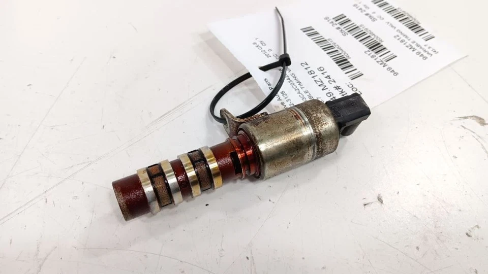 Mazda CX-9 Variable Timing Gear Oil Control Valve Solenoid Cylinder Head 2012  - Изображение 2 из 4